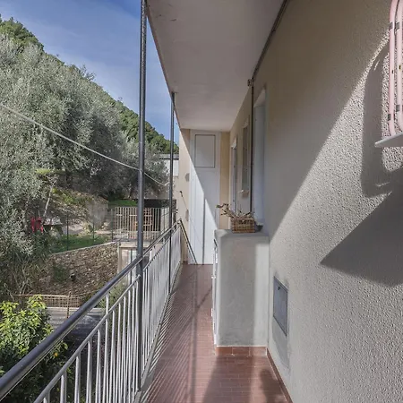 Apartment 5 Minutes Sea Stunning *